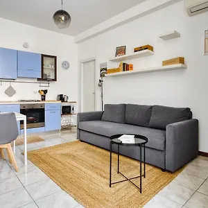 Casa Azzurra - Citta Studi- Via Lomellina Appartamento Milano