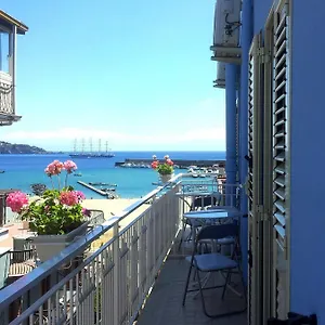 Nefele Szálloda