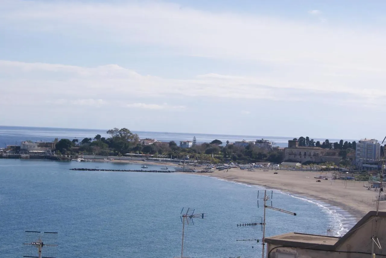 Donna Sicilia 2 Apartment Giardini Naxos